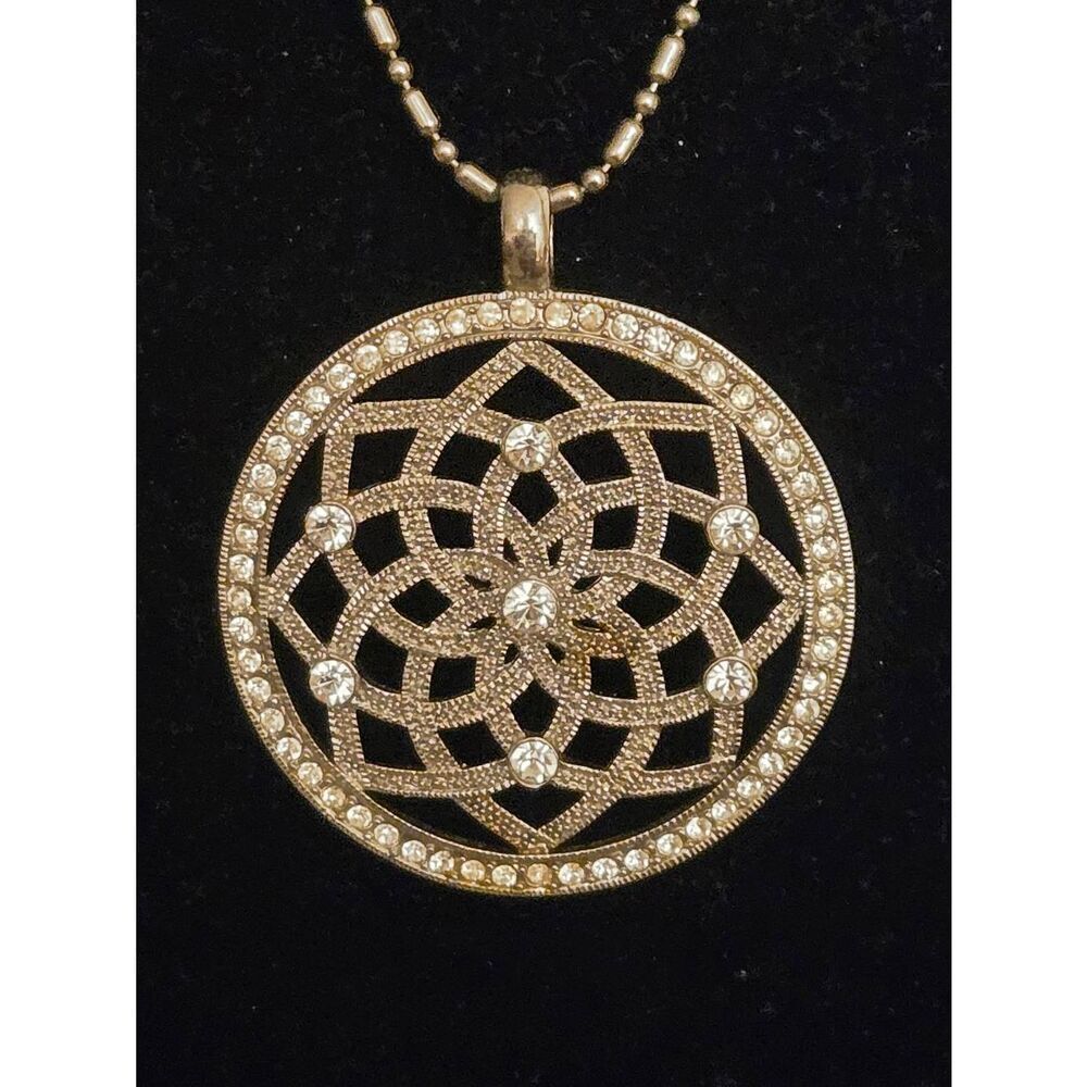 Women's White Rhinestone Silver Tone Floral Pattern Pendant Necklace